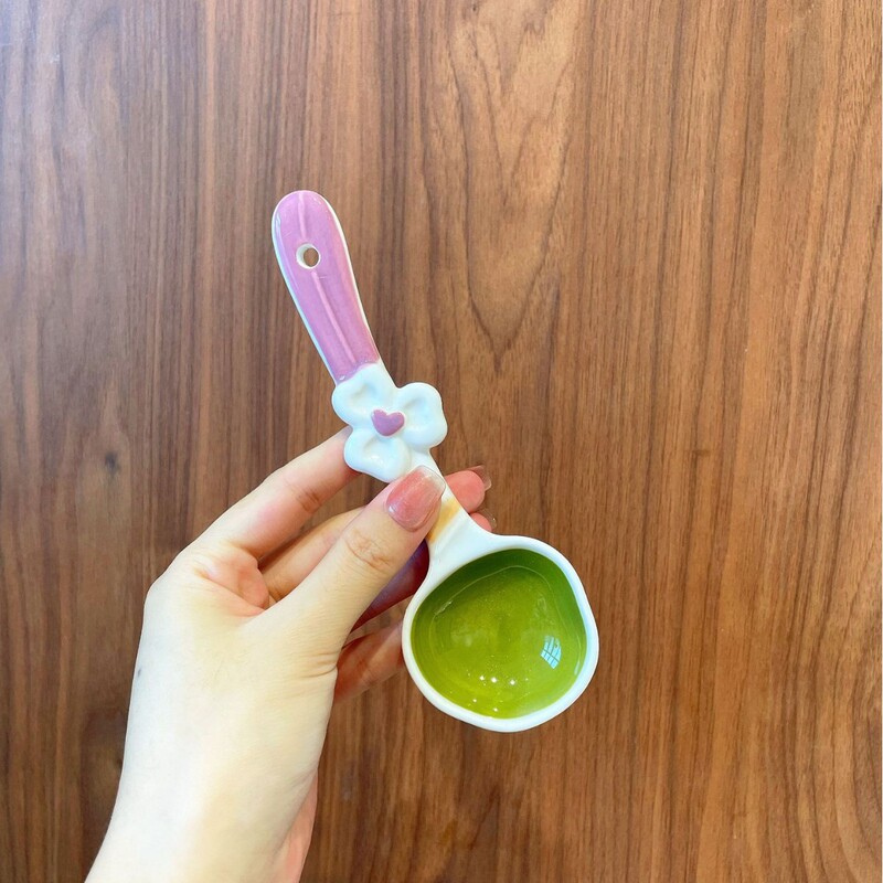 Ins风少女心かわいいセラミックスプーン家庭用赤ちゃんお食事スプーン高颜値デザートスプーンヨーグルトオート麦スプーン|undefined