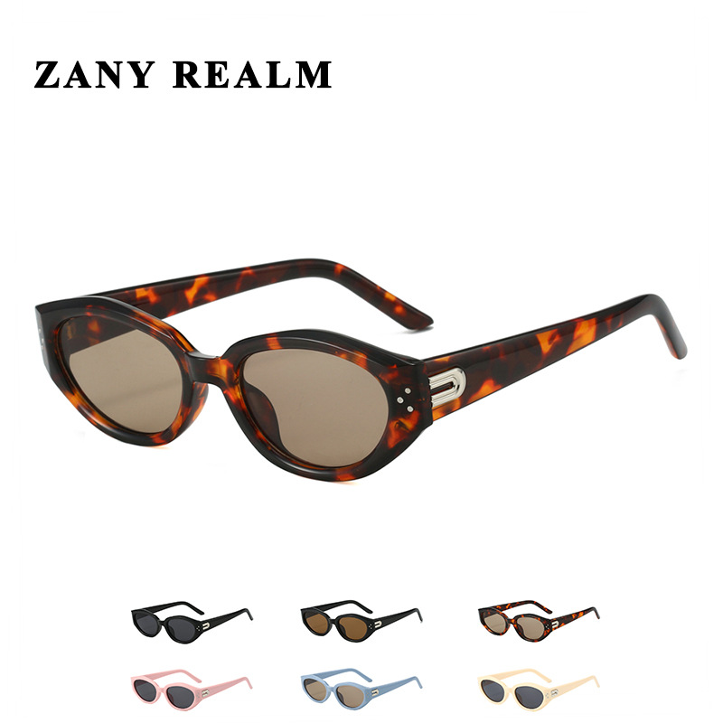 2024 Retro Hot Girl Star Cat Eye Black Super Gafas de sol UV400 Anti-UV Gafas de sol coreanas de cara redonda para mujer