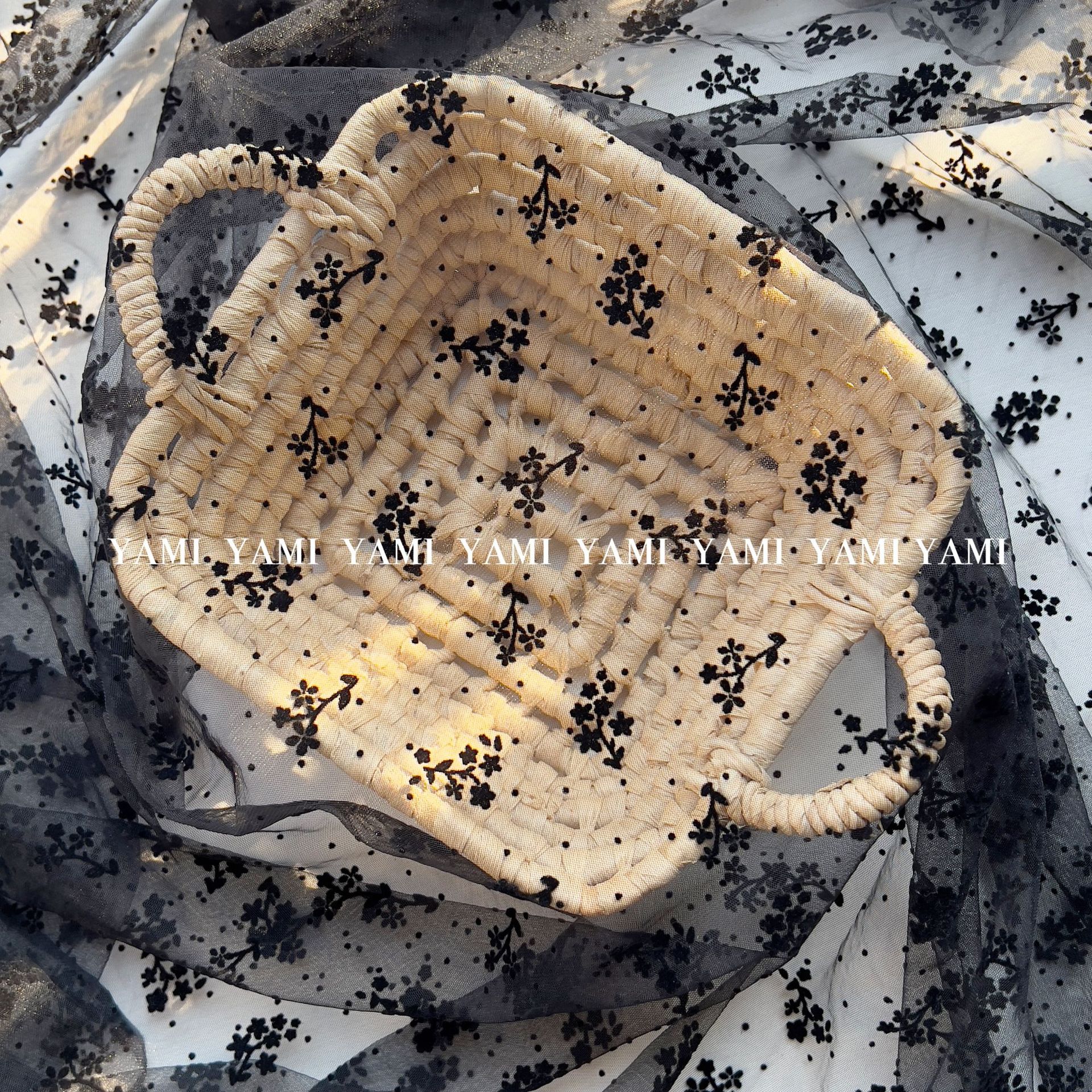 Tejido de red de doble cara flocado punto pequeño flor fresca ropa infantil Lolita Hanfu material tela de mesa hueca tela
