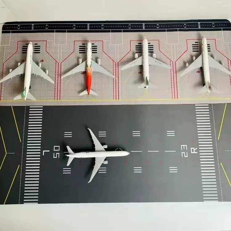 Самолёт, авиалайнер, Boeing, масштаб 1:400, 20 см