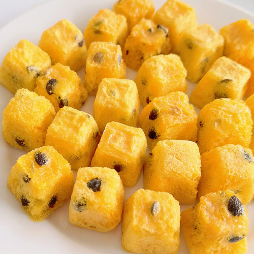 Variety of loose dried fruits, pear slices, apple pieces, kumquat and lemon slices, dried fruit tea