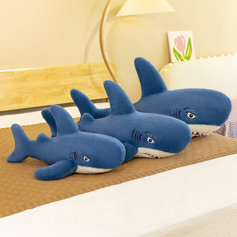 新款大白鲨毛绒玩具大号鲨鱼抱枕儿童布娃娃卧室装饰厂家直销批发