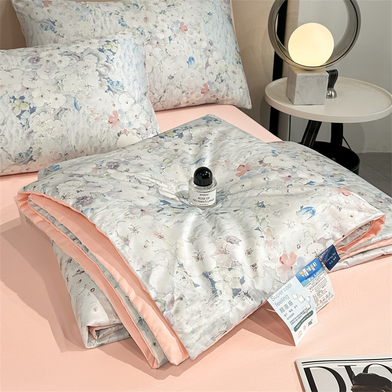 Edredón de verano de seda de hielo lavado con impresión digital, sensación fresca de verano, edredón fresco de verano simple y doble, edredón de aire acondicionado de cuatro piezas
