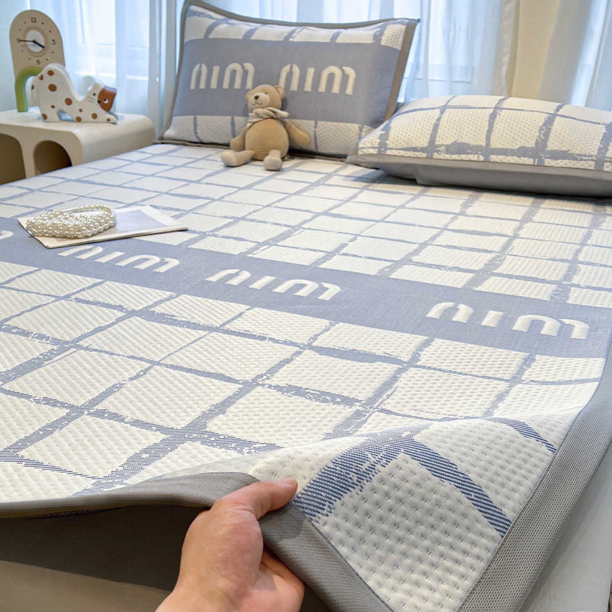 Sábanas de seda de hielo de verano, una pieza, estera suave de doble uso de doble cara 2025 nuevo dormitorio, estera individual, estera de tres piezas