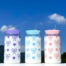 新款500ML单层塑料杯简约风蝴蝶结咖啡杯吸管杯彩色盖透明水杯