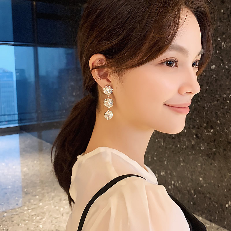 Family Gathering, Party, Street Occasion Alloy Material 1 Pair Elegant Round Inlay Alloy Rhinestones Drop Earrings