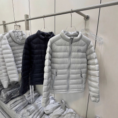 跨境90白鸭绒轻薄排骨羽绒服女短款2025秋冬季新款立领情侣外套男