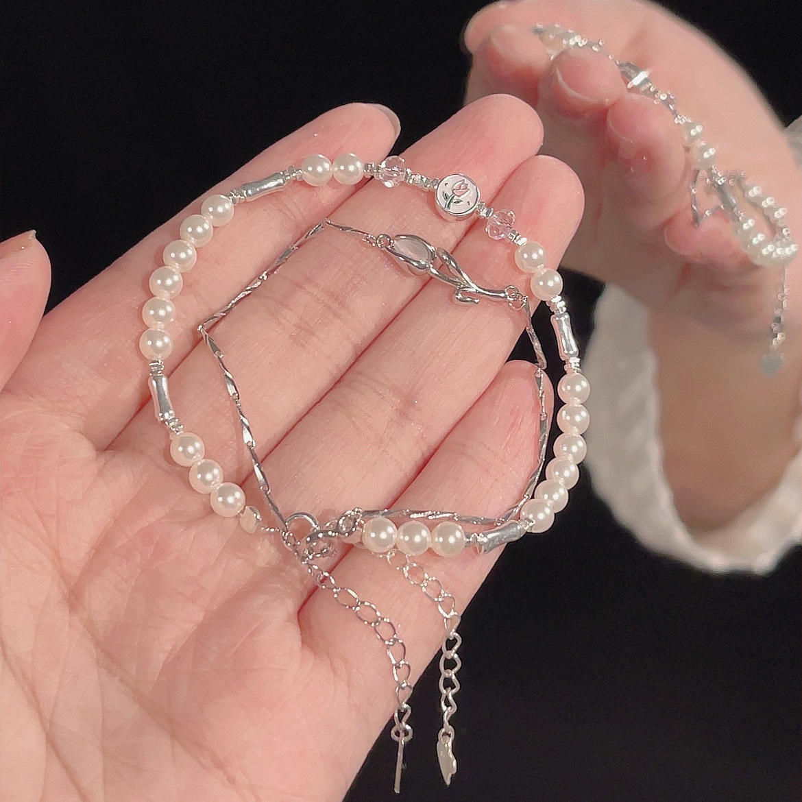 Daily Occasion Sweet Flower Alloy Wholesale Bracelets