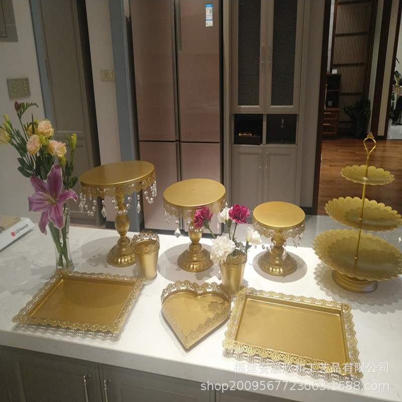 Decoración de mesa de postres de boda de oro, estante de pastel europeo, propósitos de boda, bandeja de pastel de encaje, estante de refrigerio de hierro forjado, 12 juegos