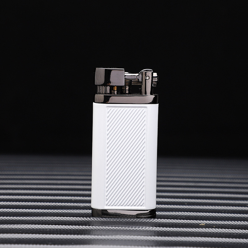 Dropshipping Grinding Wheel Pipe Oblique Fire Windproof Lighter Metal Classic Cigarette Lighter Gift Printable Logo Wholesale