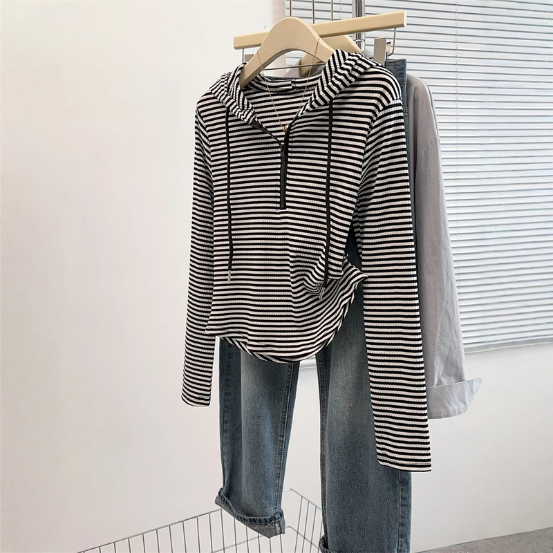 Spring and Autumn Outer Wearing Hooded T-shirt Women's 2024 New Fashion Design Sense Slim-fit Striped Long-sleeved Top Trendy Spring and Autumn Outer Wearing Hooded T-shirt Women's 2024 New Fashion Design Sense Slim-fit Striped Long-sleeved Top Trendy