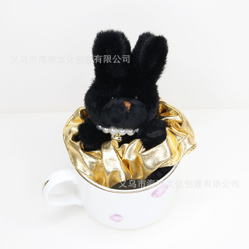 Llavero con colgante de conejo negro estilo coreano, con corazón de perlas, falda de colores brillantes, auriculares de conejo, para teléfono, mochila, coche