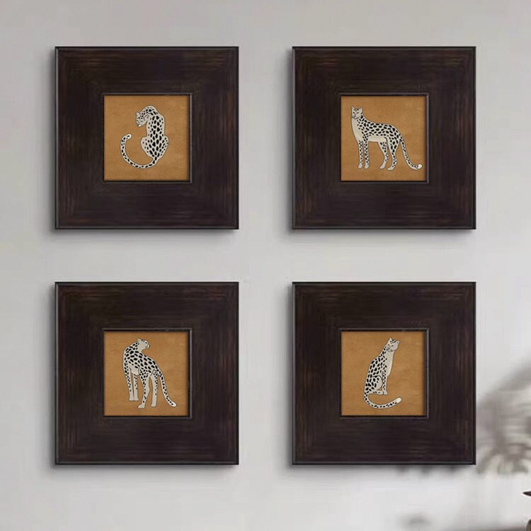 Leopard modern high-grade French Nanyang ancient style living room decorative painting hallway chest of drawers retro hanging painting