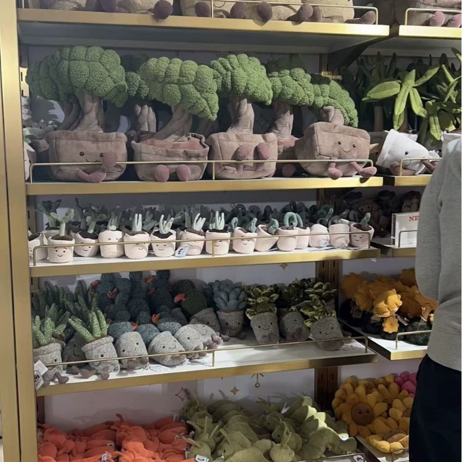 Carefully selected 48 pieces in stock British fun series collection plush doll Barceló Bear Matcha Dragon comfort doll
