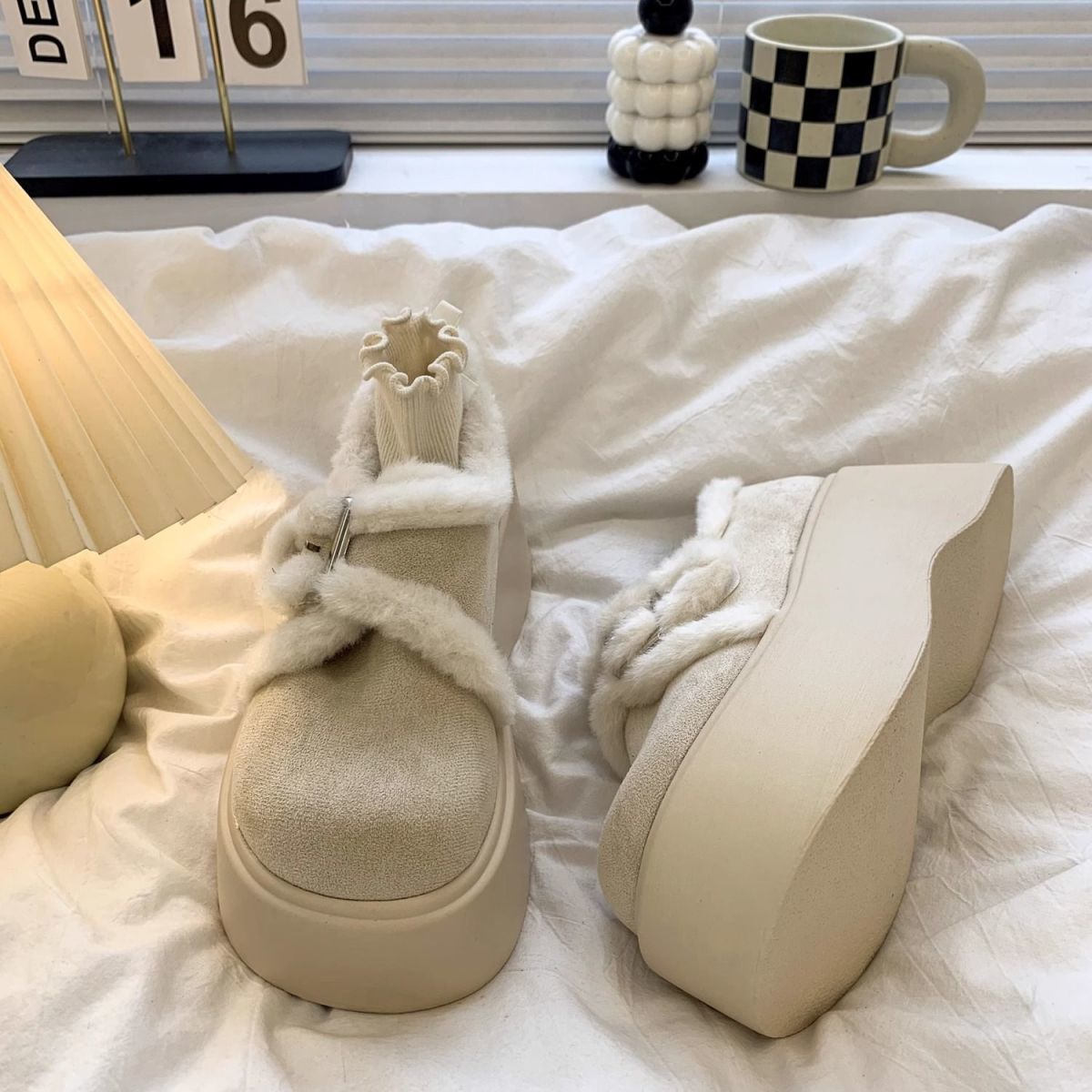Nuevo tipo de zapatos de mujer gruesos y cómodos con falda de color sólido zapatos de tacón único y zapatos de algodón caliente de hadas image 5