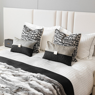 Italian-style Light Luxury Off-white Bedding with Multi-piece Set Model Room Soft-fitting High-end Hotel Villa Bedding