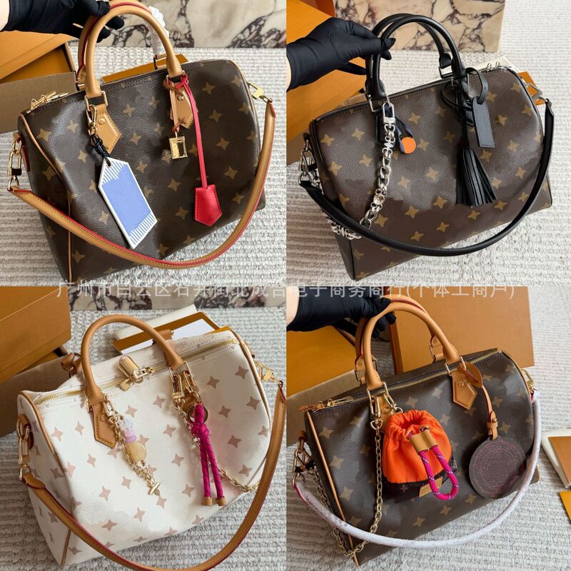 26 New Styles of Monogrammed Pillow Bags Speedy30Stot Women's Handbag Travel Bag Denim Boston Shoulder Bag 26 New Styles of Monogrammed Pillow Bags Speedy30Stot Women's Handbag Travel Bag Denim Boston Shoulder Bag