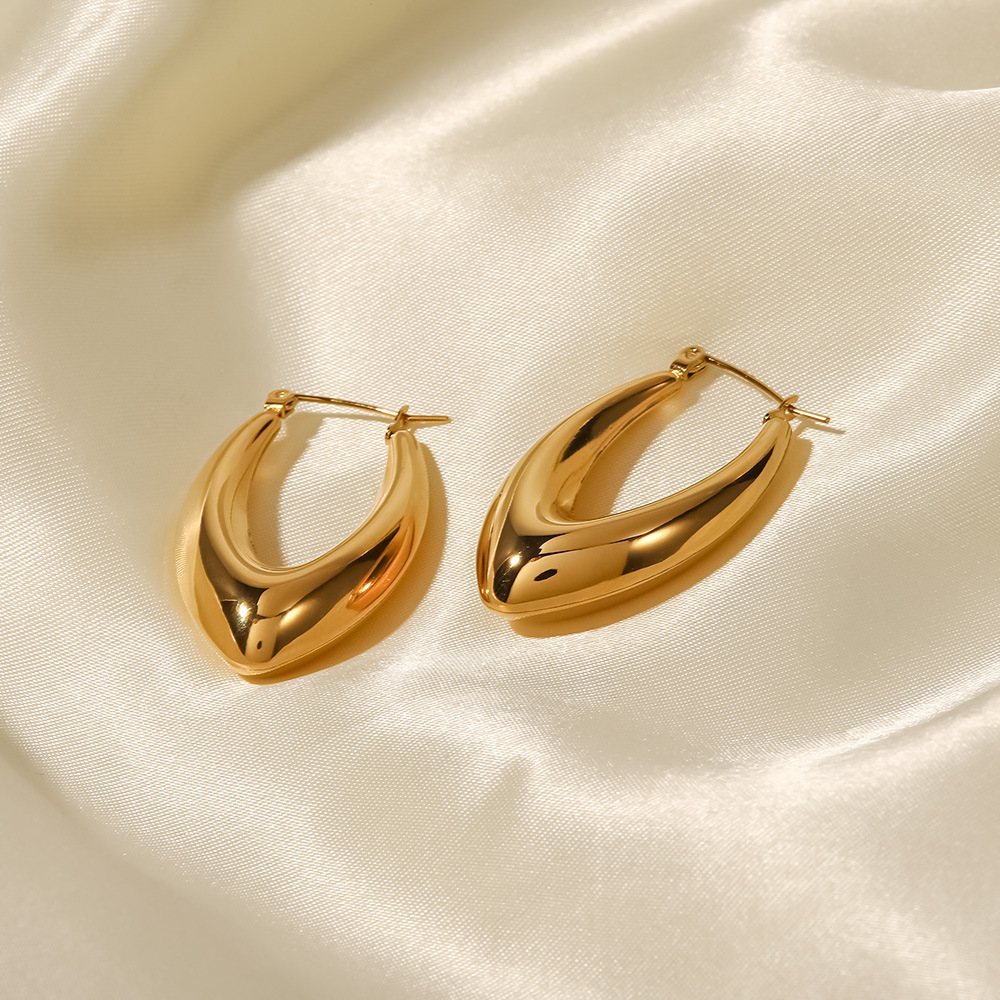 Fashion Geometric Stainless Steel Earrings Gold Plated Stainless Steel Earrings display picture 6