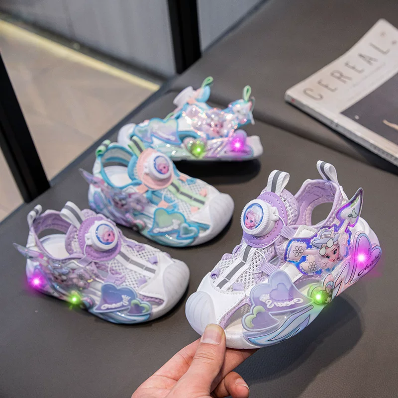 Summer sports sandals, non-slip cartoon shoes for princess, comfortable footwear, soft sole