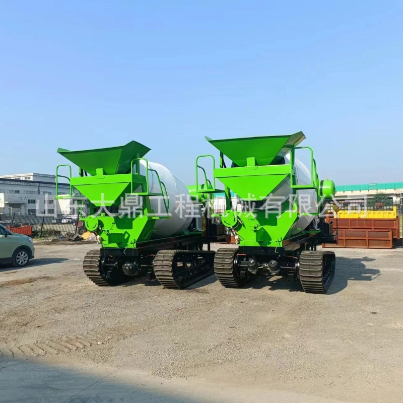 混凝土搅拌运输一体机 3方履带商混车 履带式水泥搅拌机