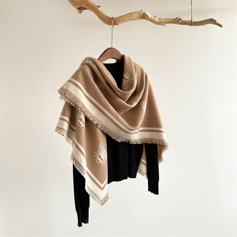 Herbst und winter neue temperament biene großen quadratischen schal urlaub stil kaschmir warmen schal schal_voghion.com