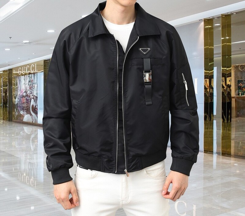 Authentic Version 25 Winter New Miu Miu Moncler Mlb Prada Triangle Logo Hooded Jacket for Men and Women Authentic Version 25 Winter New Miu Miu Moncler Mlb Prada Triangle Logo Hooded Jacket for Men and Women