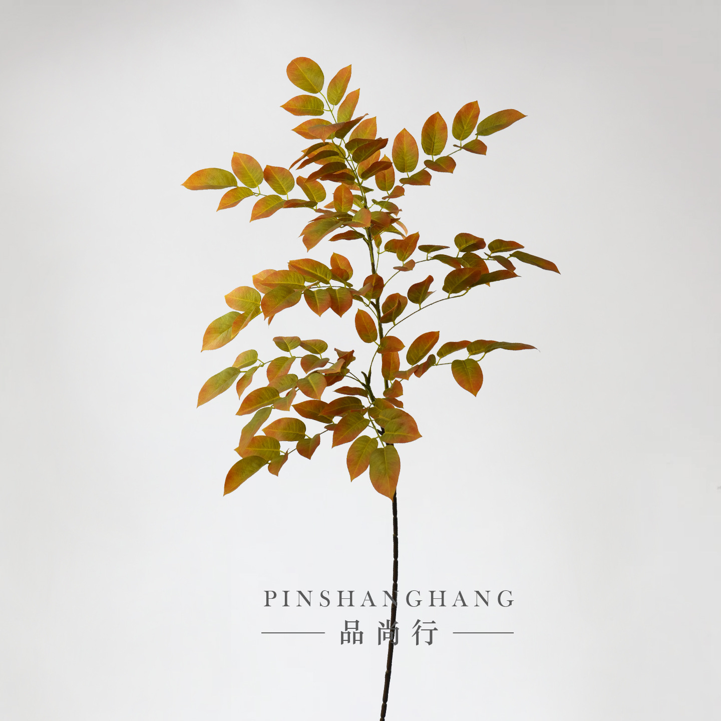 Simulación de hojas de guayaba de ramas altas, hojas de paisaje de ramas grandes, plantas verdes de alto nivel, decoración de bodas para el hogar