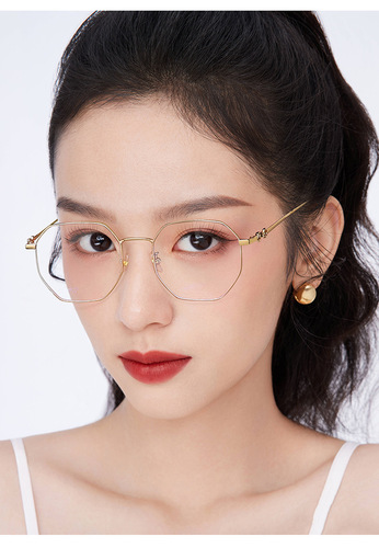 New color-changing anti-blue light glasses, student myopia glasses, men's and women's glasses frames, plain frame, face-showing small myopia finished glasses