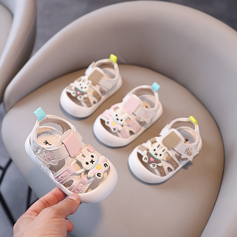 宝宝学步鞋2025夏季新款运动沙滩鞋男童软底防踢凉鞋女孩宝宝凉鞋