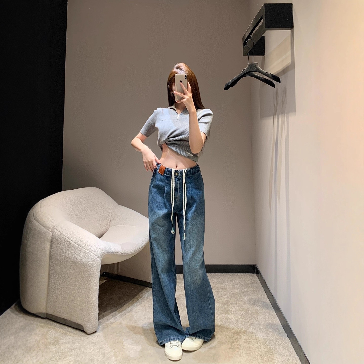 南油高版本LOE25秋冬新款皮牌抽绳设计高腰直筒休闲百搭牛仔长裤