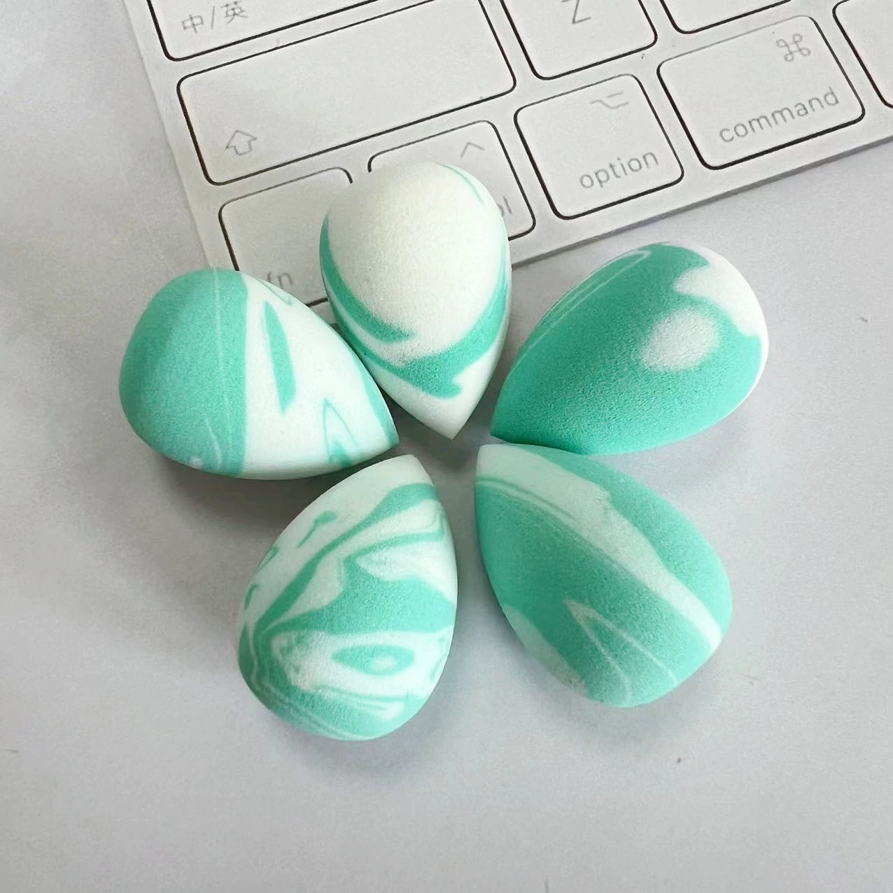 Cosmetic sponge, drop-shaped two-color small, 2 × 3 cm – soft makeup blending sponge