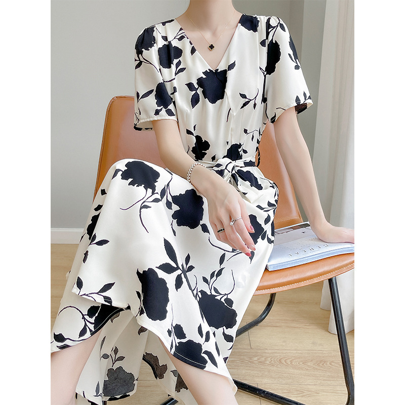 Satin V Neck Dress for Women, Summer Style, Waist Slimming, Mid-Length Skirt, High-End Jacquard Skirt