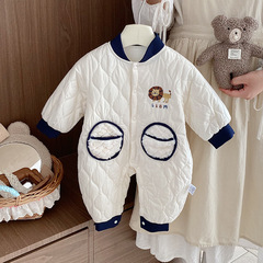 婴儿衣服秋冬季新款加绒连体衣可爱帅气男宝宝外出服初冬哈衣爬服