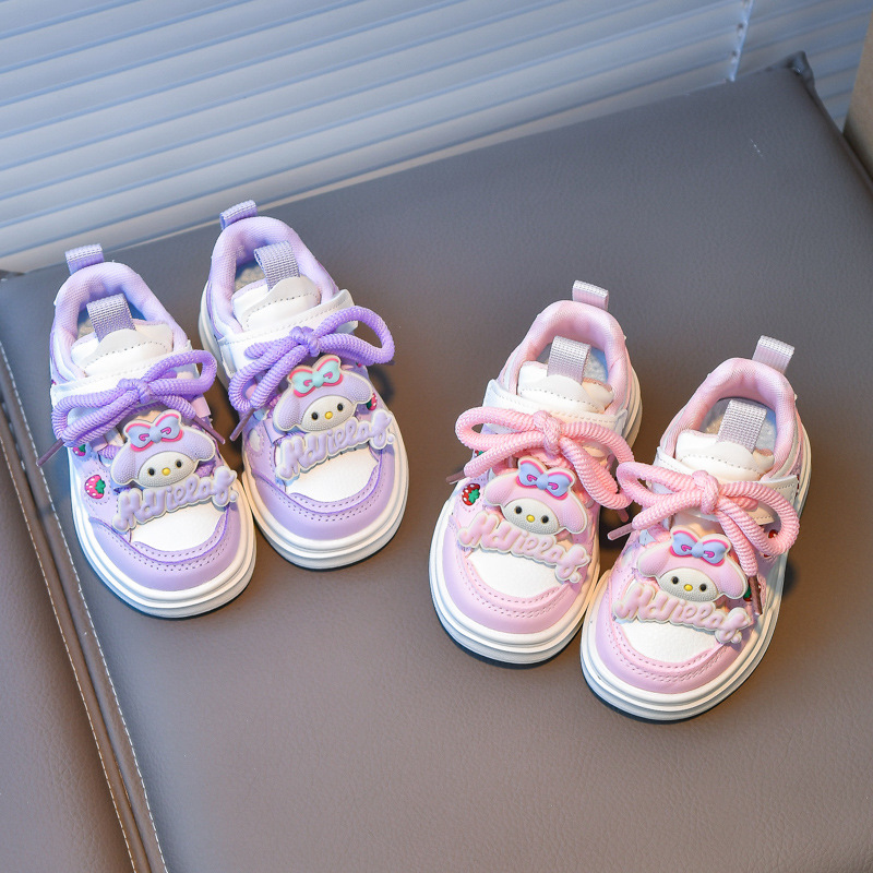 2025 primavera nuevas zapatillas de deporte Cute Girl Strawberry Cartoon Zapatos de deporte para niñas súper suaves antideslizantes Zapatos de princesa