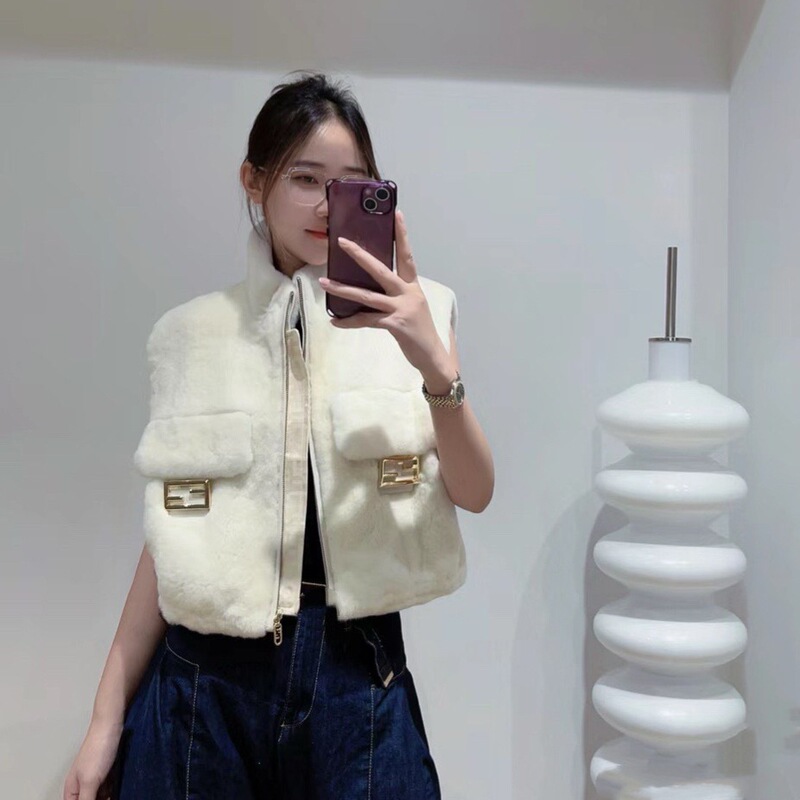 2025冬季FF新款️抽绳下摆拉链短款高领棉服休闲马甲毛绒气质百搭|undefined