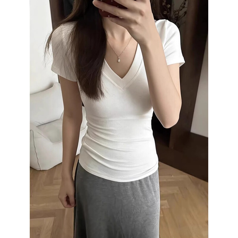 American-Style White V-Neck Short-Sleeve T-Shirt for Women, Summer Pure Desire Style, Waist-Cinching Versatile Base Shirt, Slim Fit, Regular Shoulder, Slimming Top