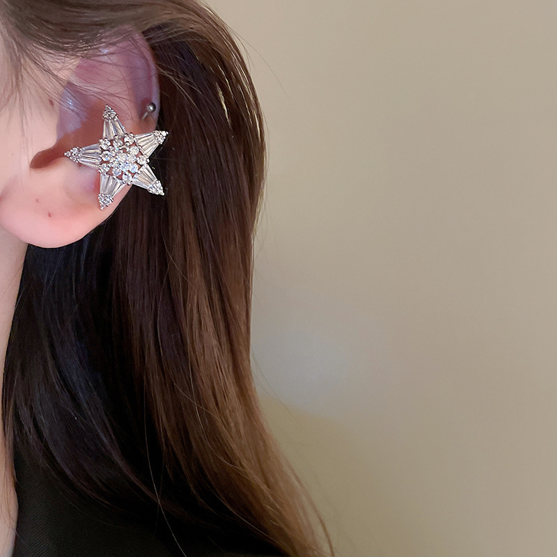 Pinzas de oreja en forma de C de circón galvanizado de oro real coreanas, pequeñas y exquisitas pinzas de hueso de oreja de todo fósforo, sin orejas perforadas, pendientes de nicho para mujeres