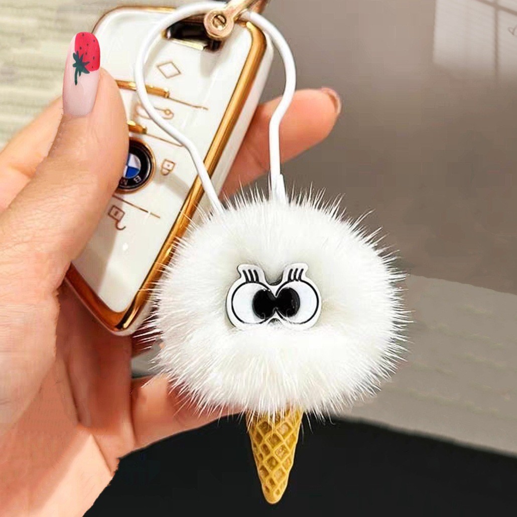 Lindo llavero colgante con forma de coche de helados de piel sintética de visón, decoración coreana para mochila con bola de pelo, estilo internet celebrity.