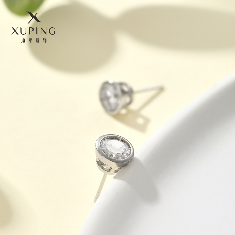 Xuping aleación de cobre chapado 18k color geometría pernos de orejas redondas de moda simple estilo retro viaje diario fácil de montar orejas