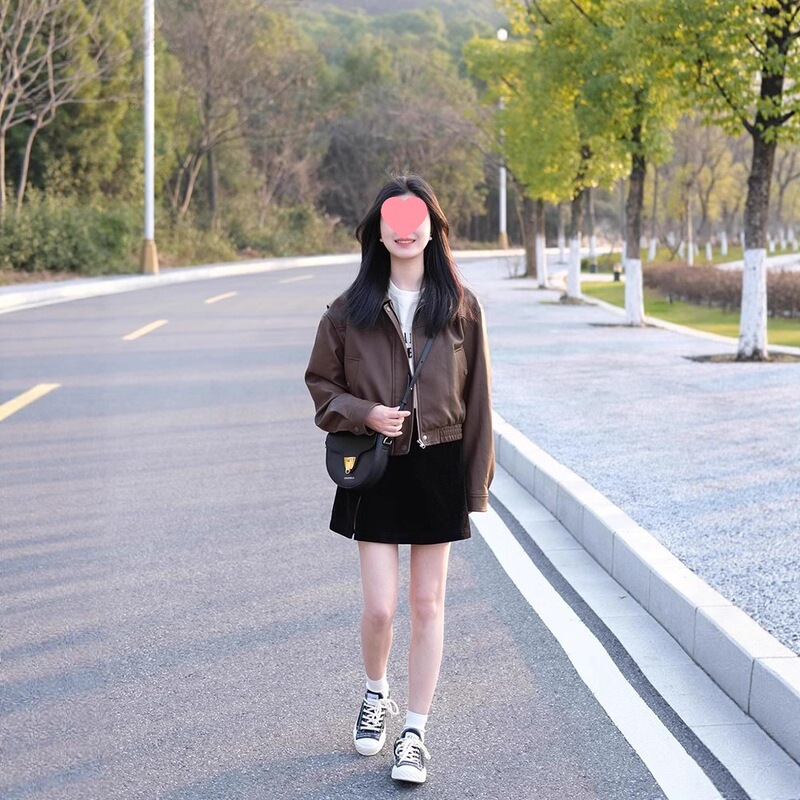 创意款2025秋季时尚都市风气质pu皮长袖POLO领常规个性化女式皮衣|undefined
