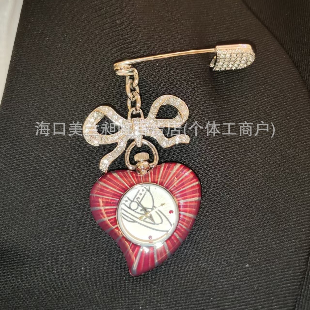 新款西太后小众设计胸针美人鱼爱心蝴蝶结怀表女高级感包挂