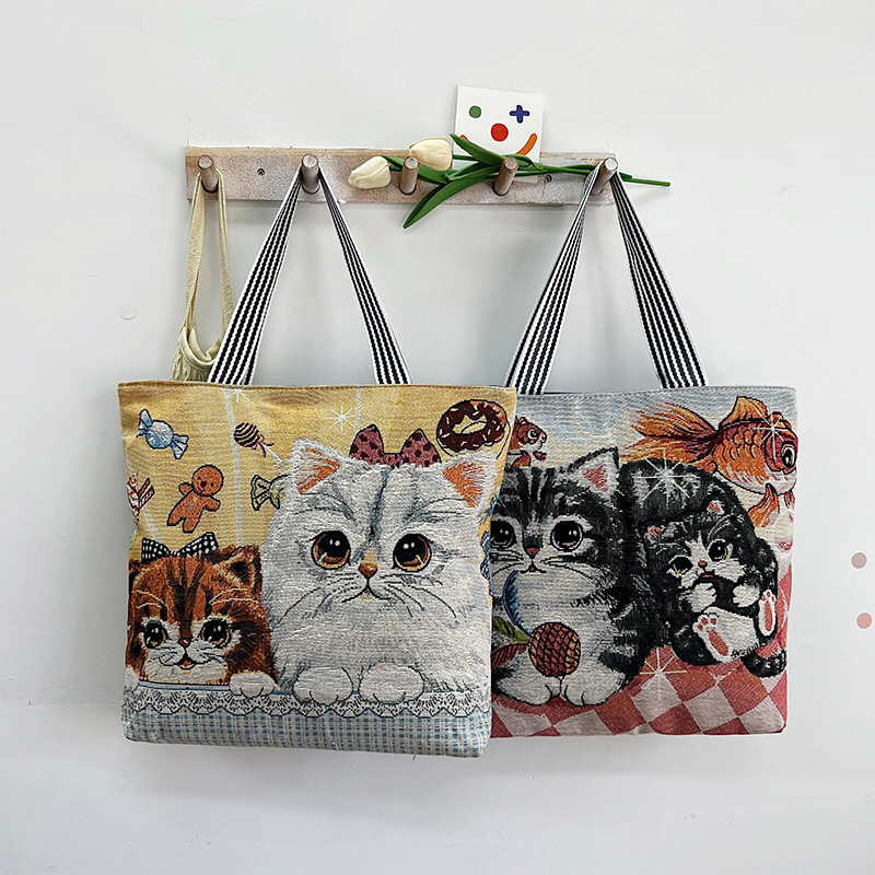 Capacious cartoon one-shoulder bag