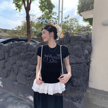 ��aŮ�b2025�ļ��¿�����Y�C荻�߅����T�������@����������Ů