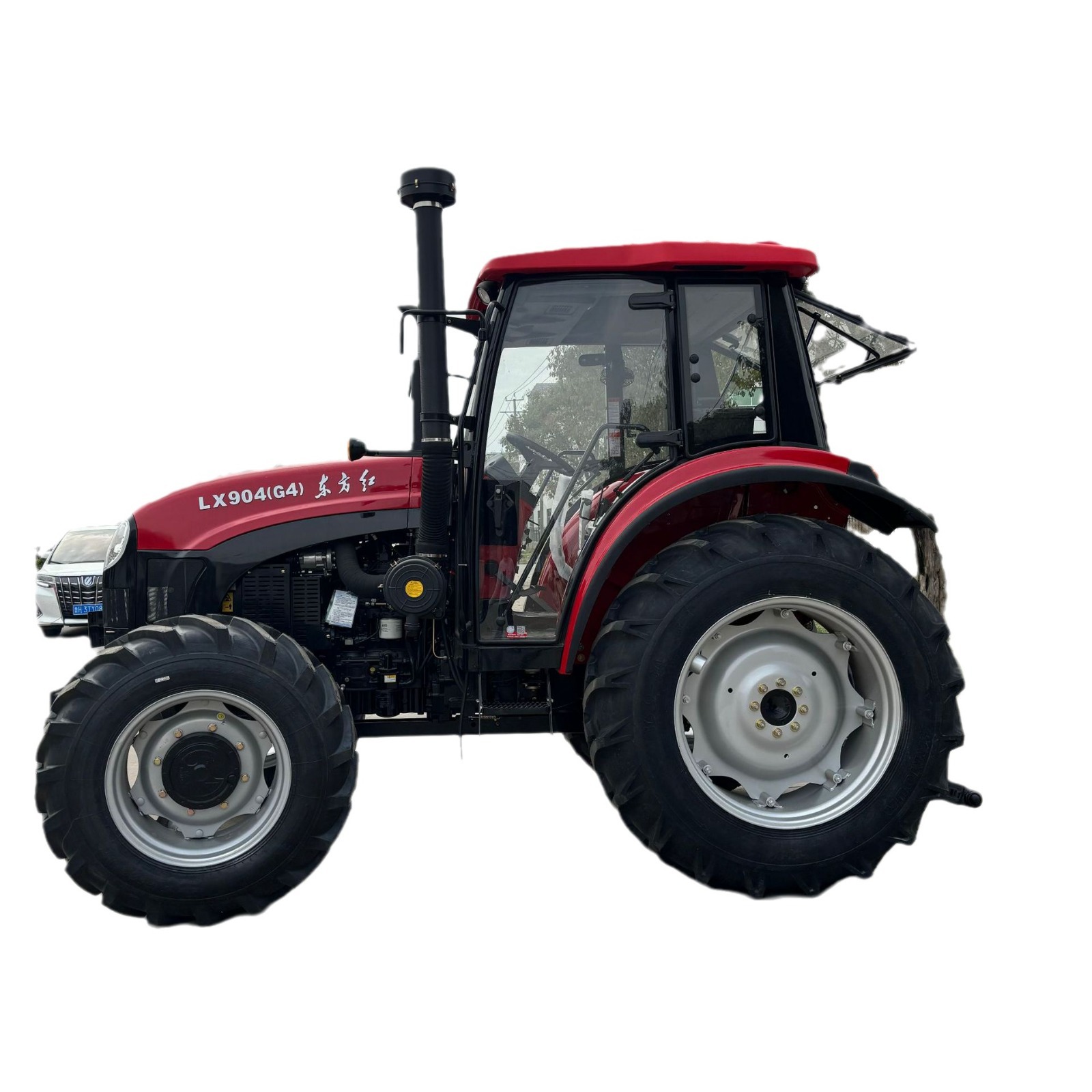 Dongfanghong 120 caballos de fuerza tractor de cuatro tracciones LX904 máquina de arado rotativo 2004 caballos de fuerza tractor tierra de cultivo