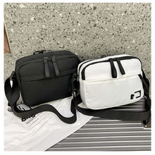 男士包包2025年新款韩版单肩斜挎包韩版男斜挎挎包夏季轻便小男包