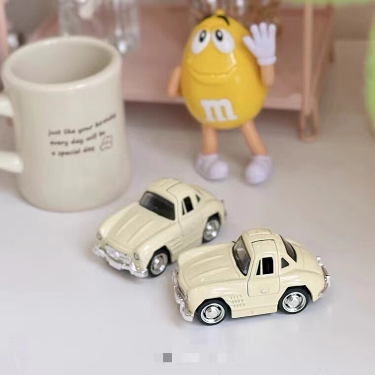 [Factory Outlet] ins Style Cream Mini Car Desktop Ornaments Cute Gift Q Edition Mercedes Benz Children