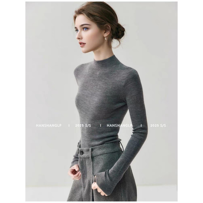 Merino fine-spun ultra-fine wool sweater for women, thin versatile knit top, base layer, autumn and winter top, sweater