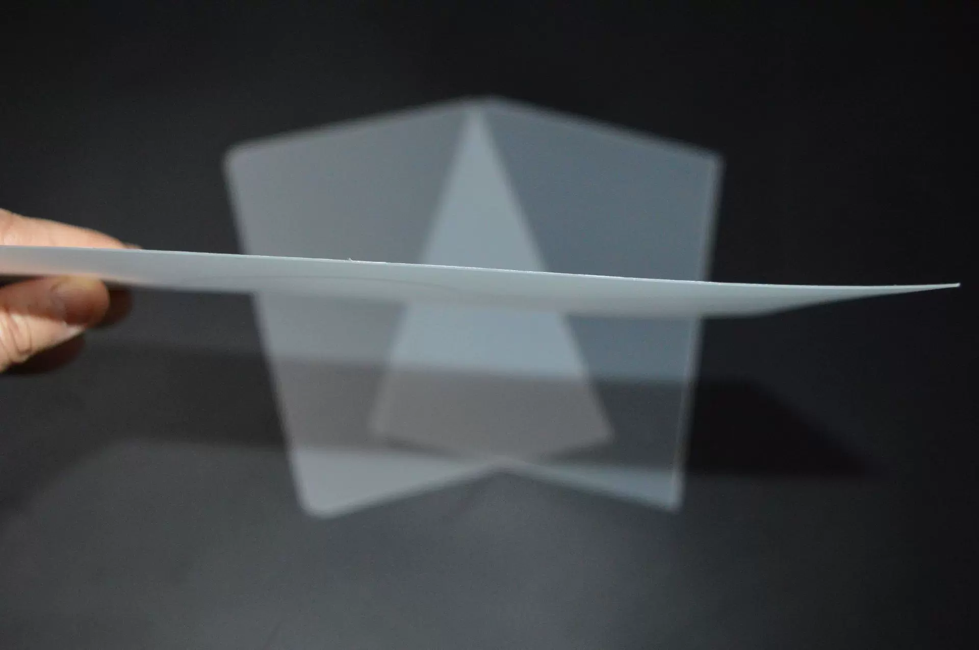 pp塑料片东莞实力厂家pp阻燃片材哑光纹路可防紫外线pp磨塑料板