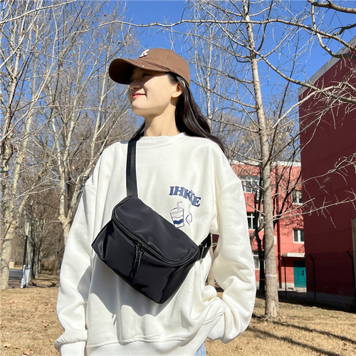 Casual Sports Bag Women's Small Square Bag Oxford Cloth Crossbody Small Bag Women's  New Trendy Lightweight Small Shoulder Bag Mobile Phone Bag
