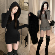 性感灰色连帽长袖连衣裙女秋冬小个子安可雷穿搭打底紧身包臀短裙